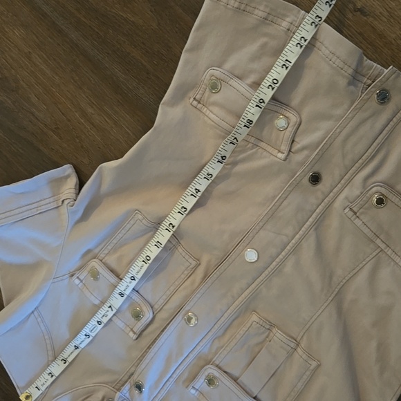 White House Black Market Short Sleeve Khaki Jacket - Picture 8 of 9